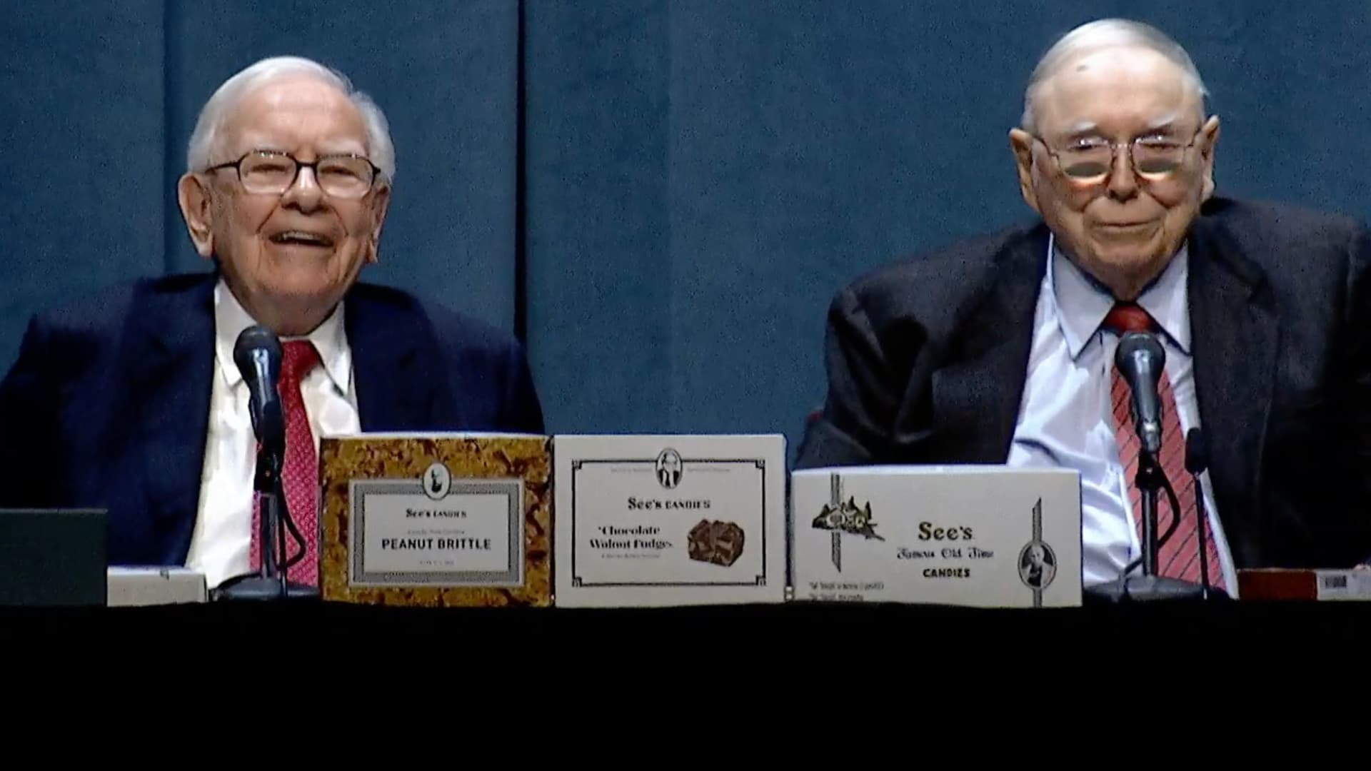 What can you learn from the investment experience of Warren Buffett
source https://www.cnbc.com/2023/02/14/here-are-warren-buffetts-latest-moves-to-the-berkshire-hathaway-stock-portfolio.html